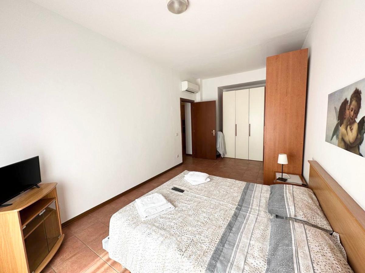 Mv Apartament 4c * Florencia
